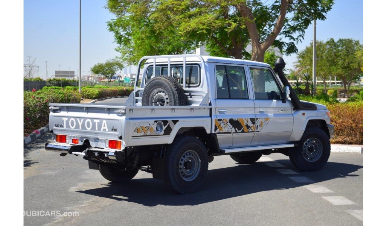 تويوتا لاند كروزر بيك آب 79 DOUBLE CAB LX V6 4.0L PETROL 4WD MANUAL TRANSMISSION