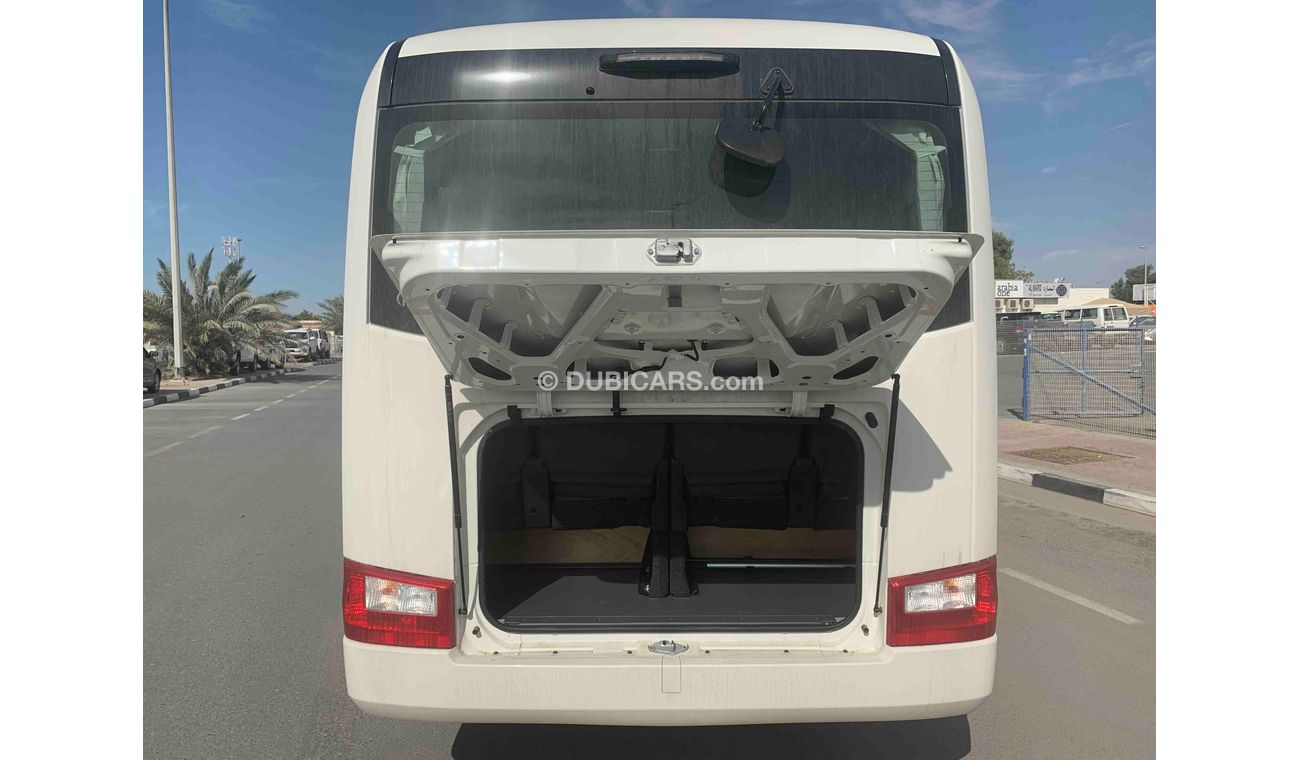 New Toyota Coaster VIP ( 4.2 DIESEL 22 seat ) 2019 for sale in Dubai