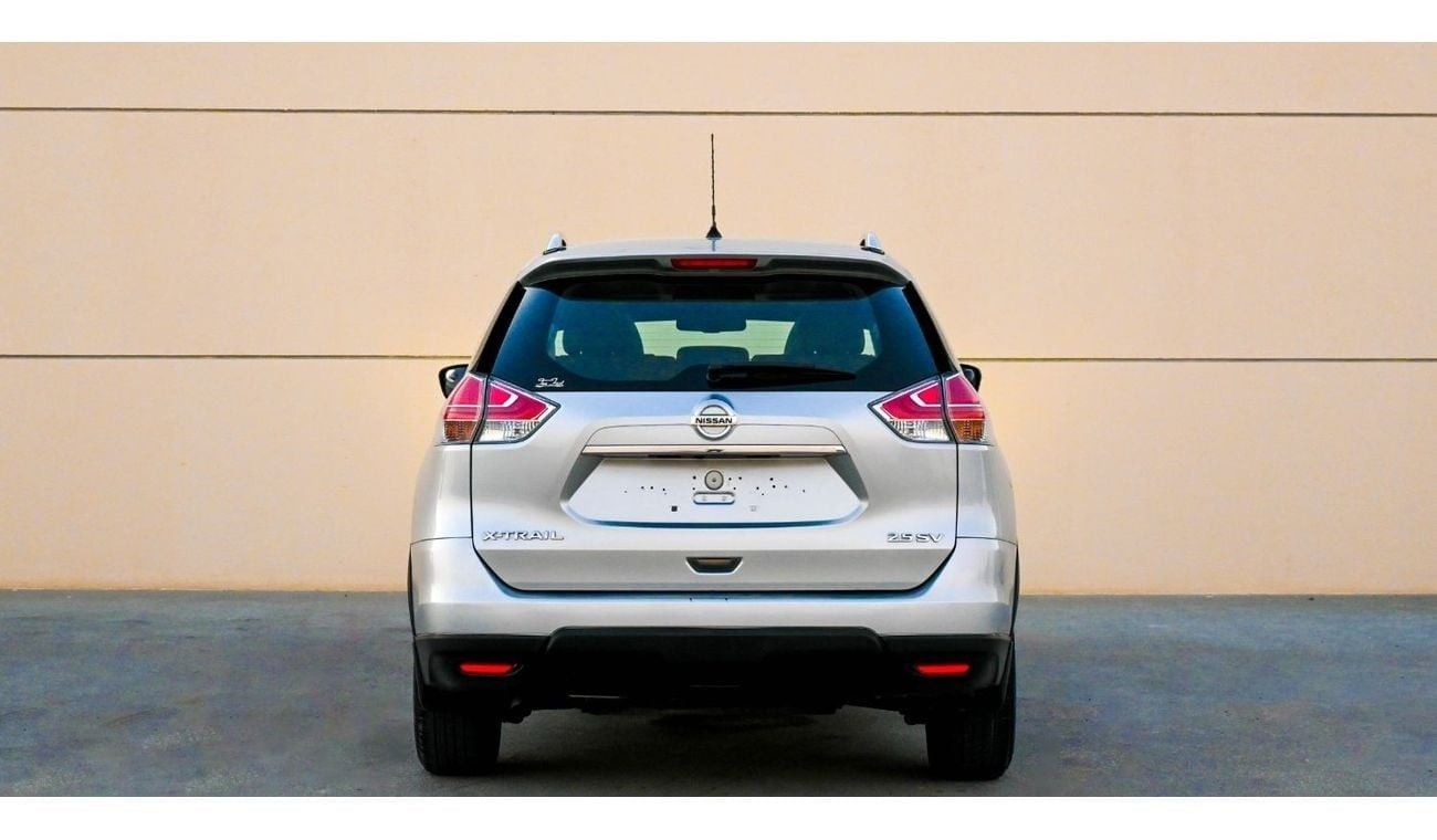 Nissan XTrail Nissan X-Trail 2015 GCC 4x4 in excellent condition, inside and out