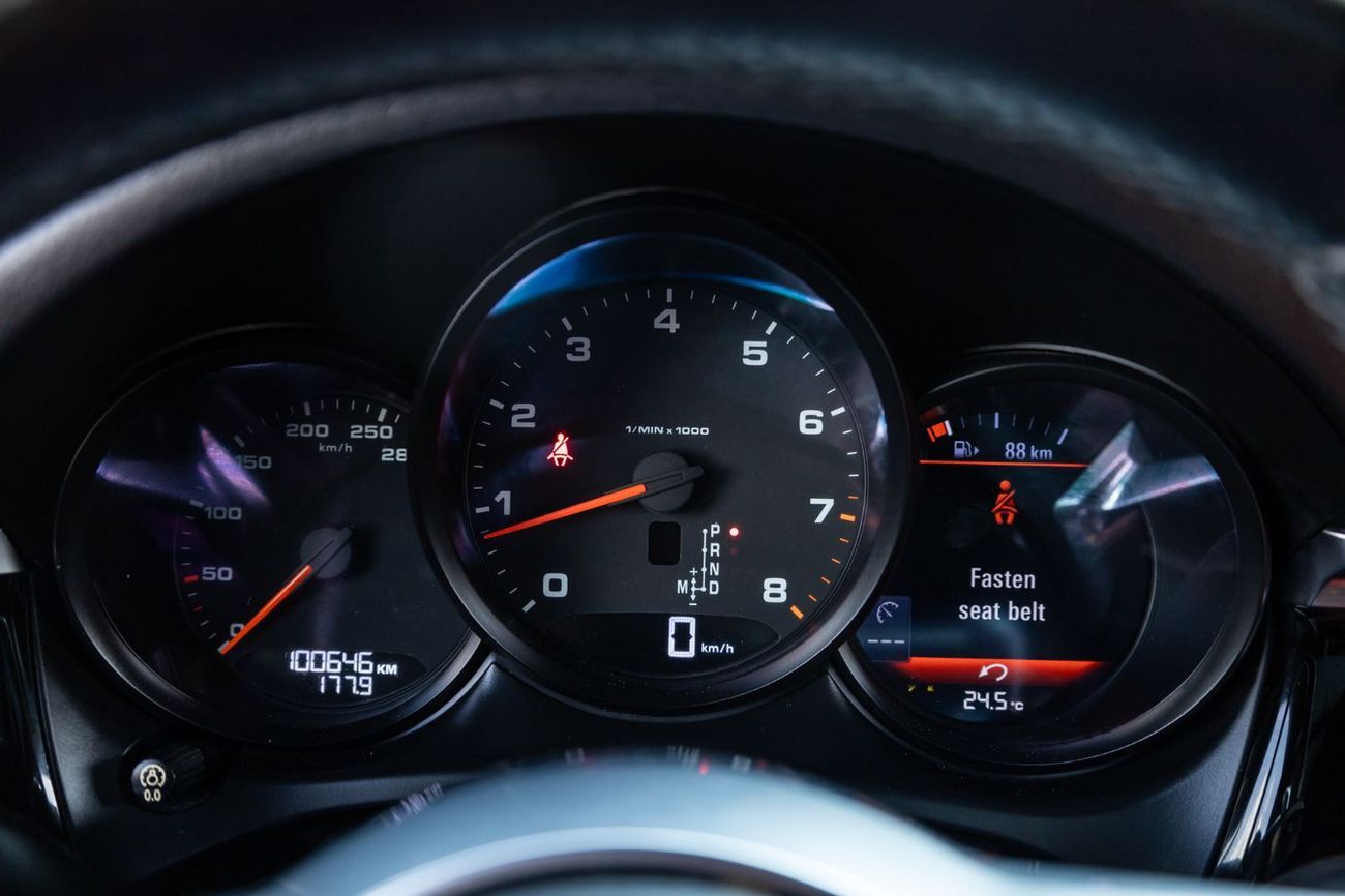 بورش ماكان Std 2.0L (252 HP)