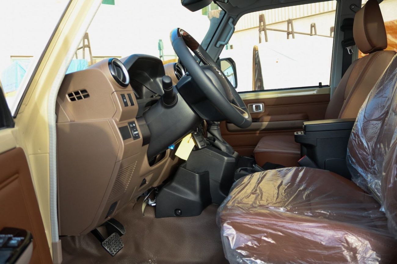 Toyota Land Cruiser Pick Up 2025 LAND CRUISER GRJ 79 4.0 V6 FULL **التصدير فقط خارج الخليج*****EXPORT ONLY