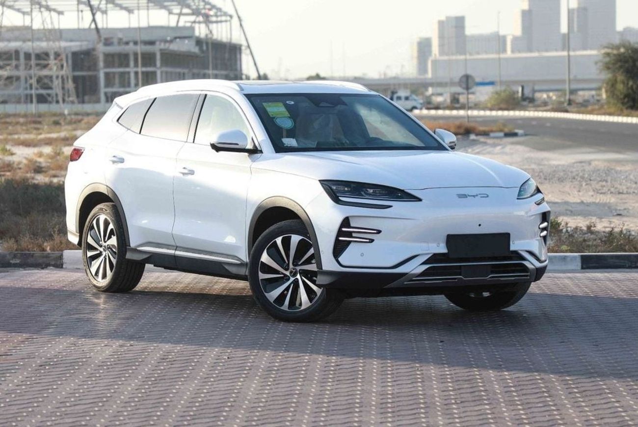 بي واي دي سونغ بلس 2024 BYD SONG PLUS HONOR CHAMPION FLAGSHIP - WHITE inside GREY & BLUE | Export Only