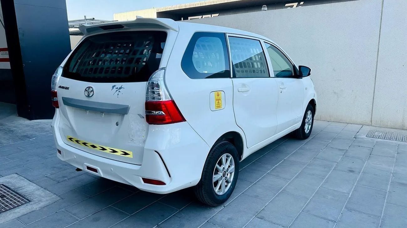 تويوتا أفانزا Delivery Van | 2 Seater