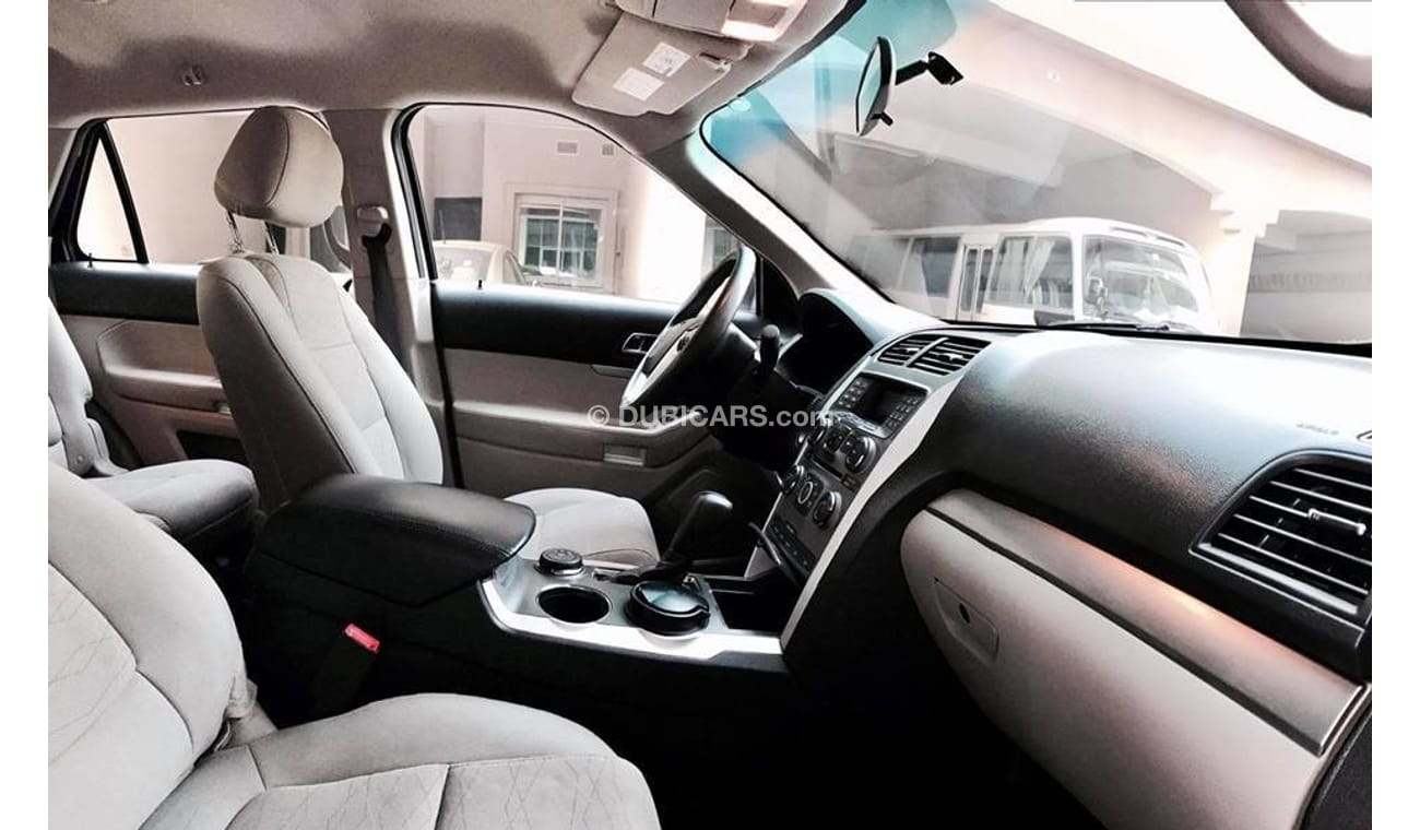 Ford Explorer (7-seater)