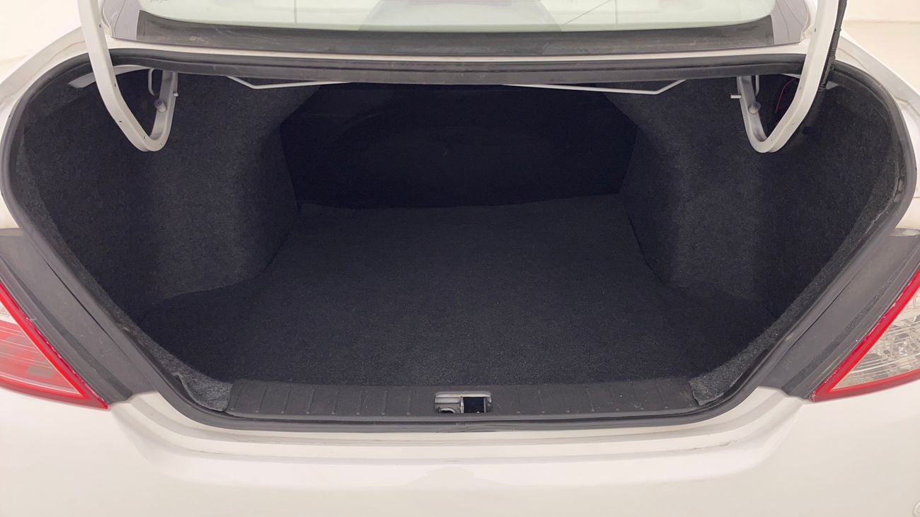 نيسان صني SV 1.5 | بدون دفعة مقدمة | اختبار القيادة في المنزل