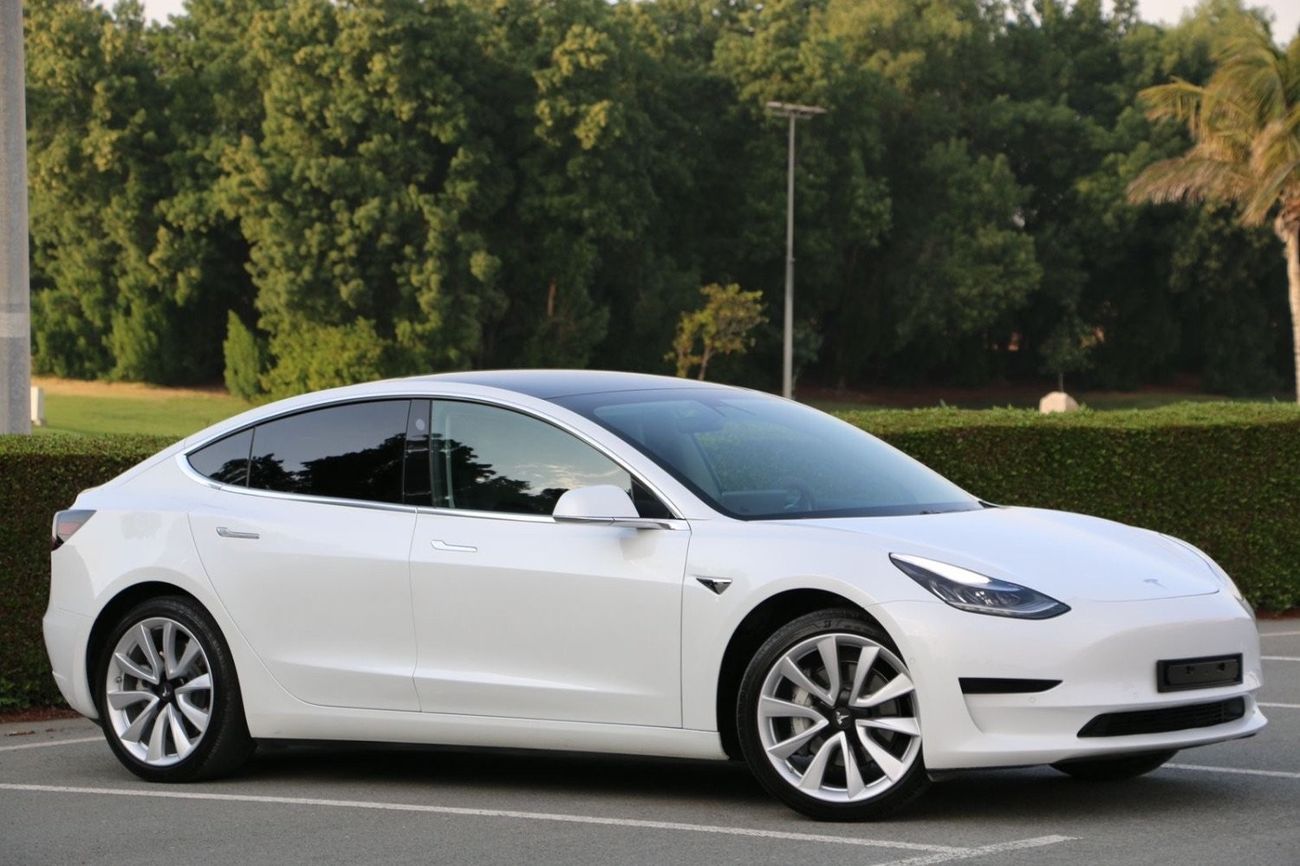 Tesla Model 3 Standard Plus TESLA MODEL 3 STANDERD 2020 GCC FREE ACCIDENT