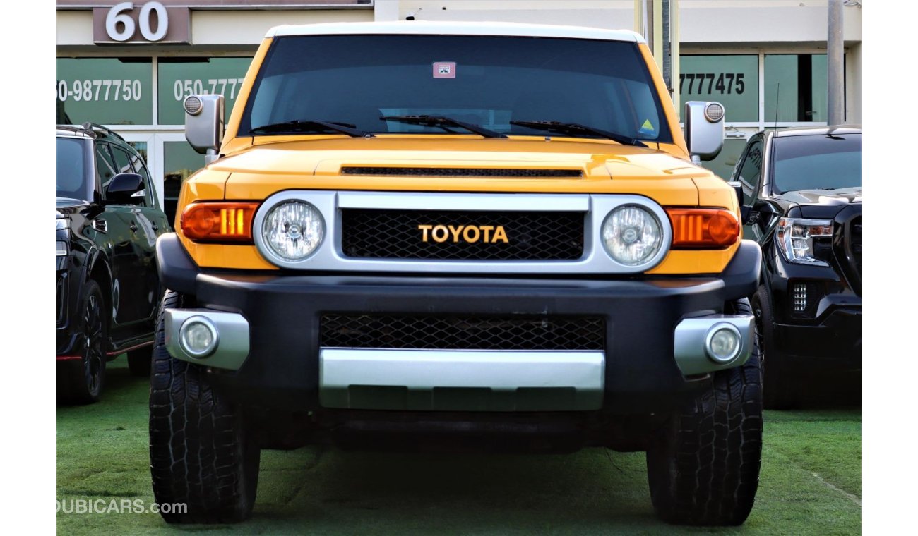 Toyota FJ Cruiser VXR Air Conditioning, Alarm/Anti-Theft System, AM/FM Radio, Aux Audio In, Bluetooth System, Cassette