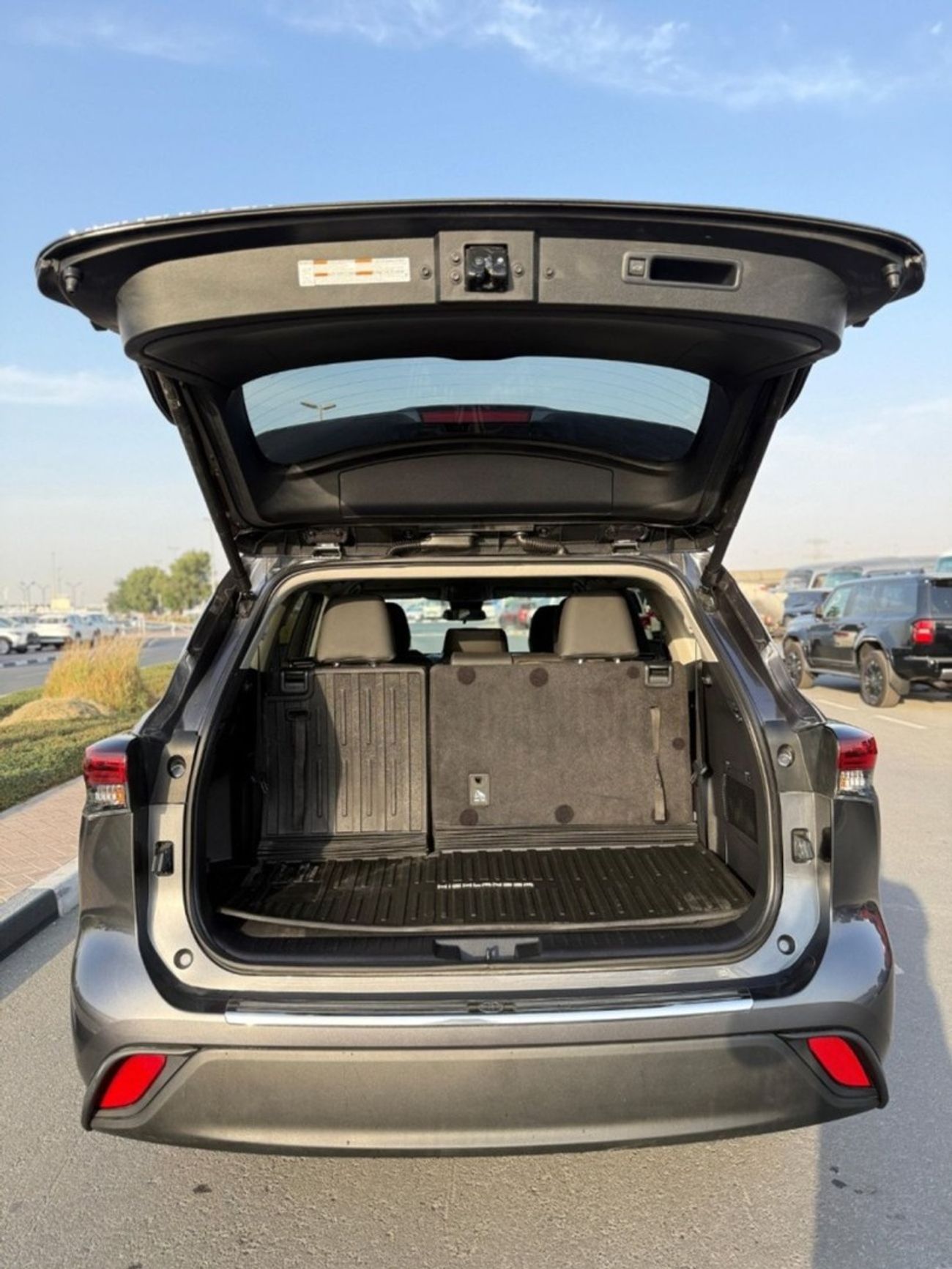 Toyota Highlander Hybrid 2024