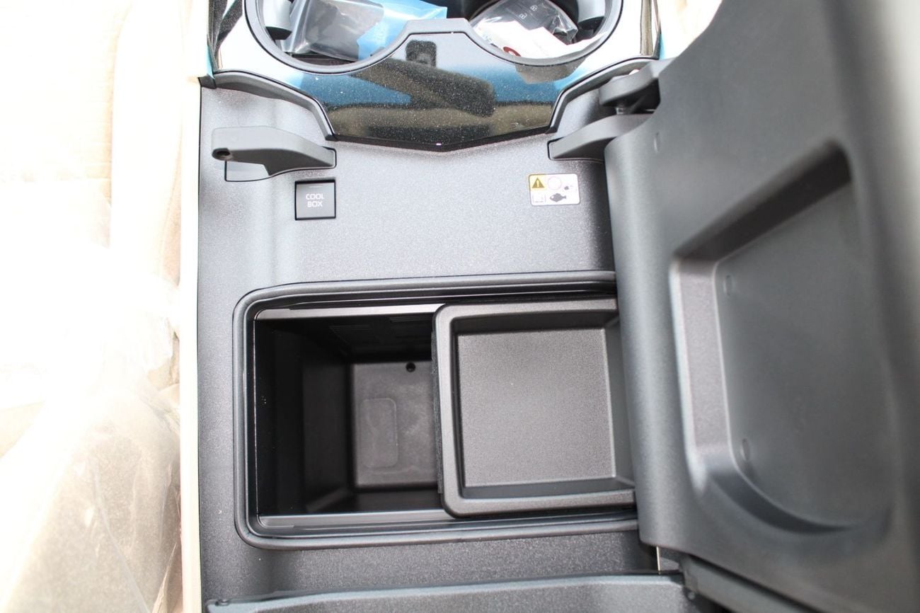 Toyota Land Cruiser GXR
