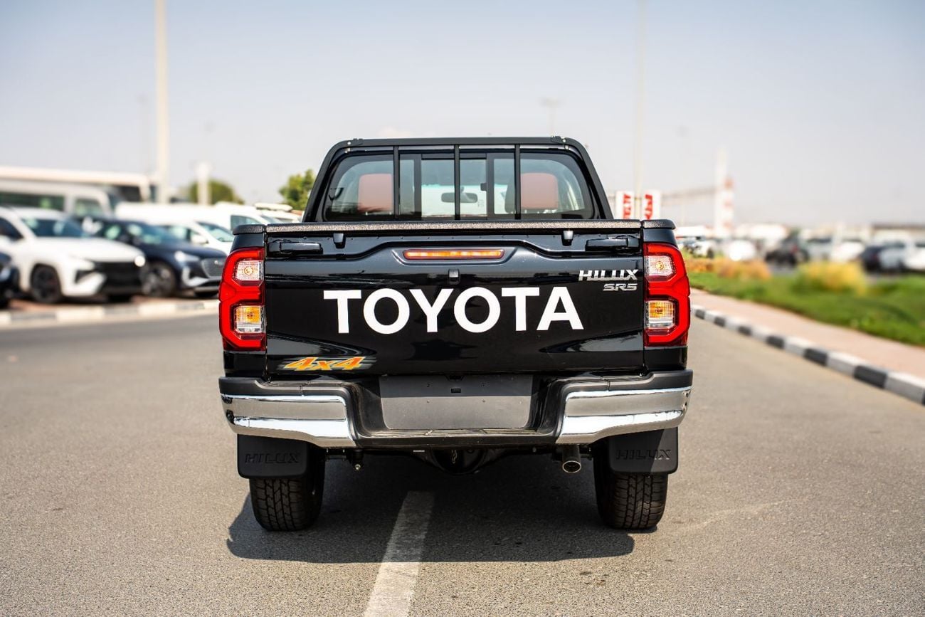 تويوتا هيلوكس Toyota Hilux  2.7ltr  -M -T  Double Cabin 4x4 Full Option  2026 Pickup