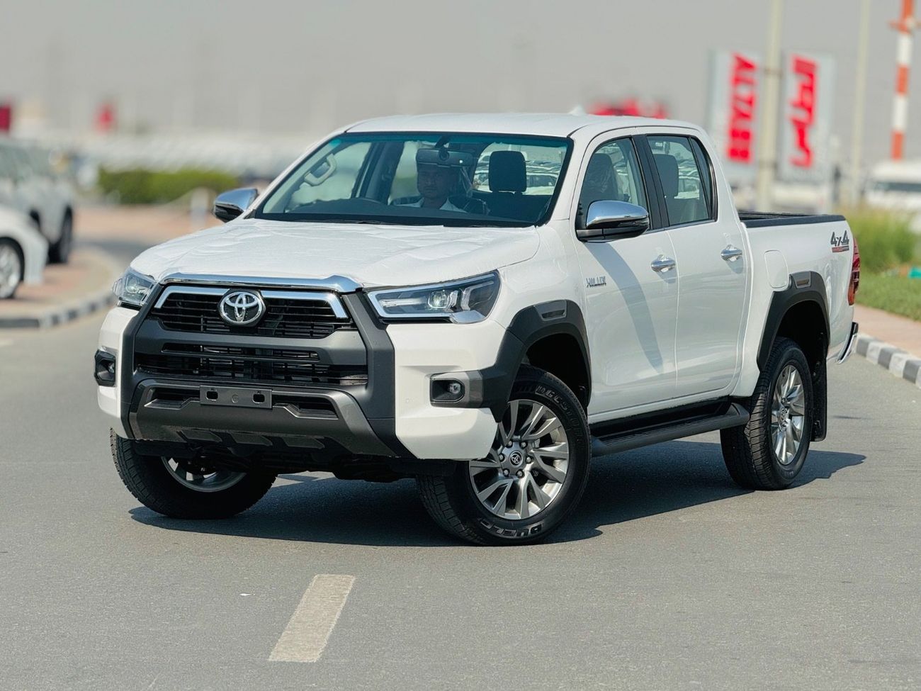 Toyota Hilux TOYOTA HILUX ROCCO 2025 RHD