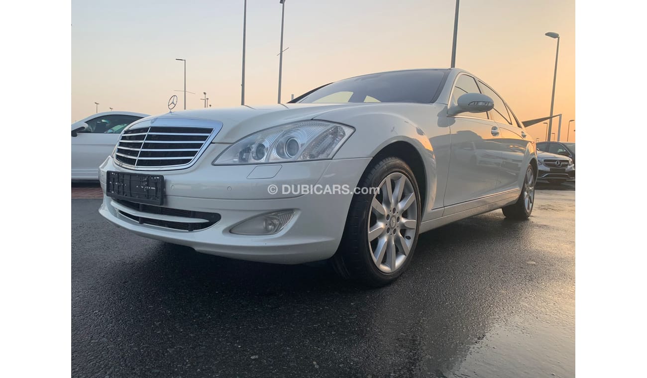 Mercedes-Benz S 550 Mercedes S550_2009_Excellent_Condihion _Full option