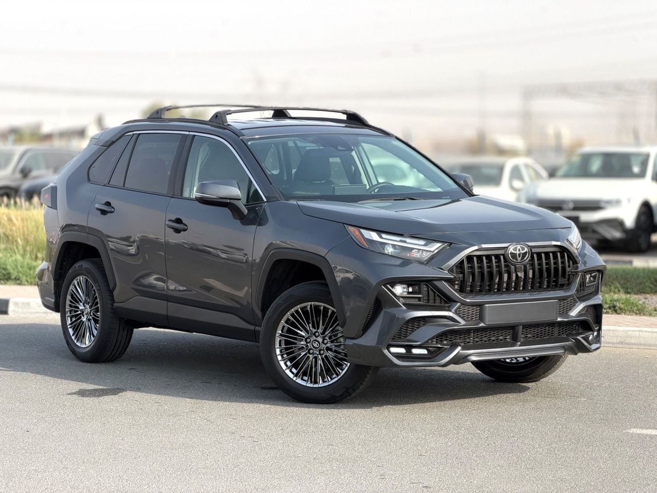 تويوتا راف ٤ Full option 2.5L  XLE 2025