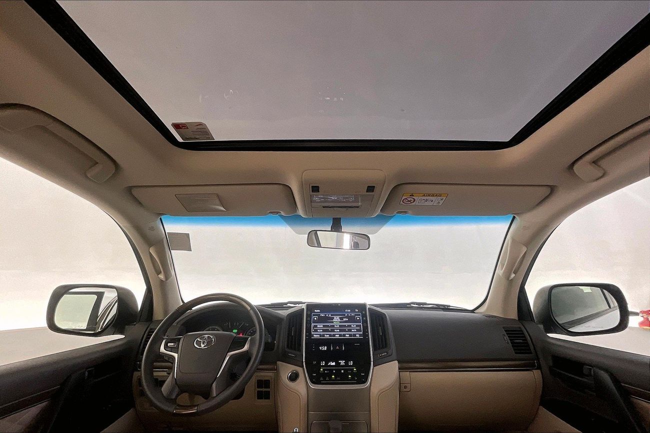 تويوتا لاند كروزر GXR | شامل الضمان | 0 ﺪﻔﻋﺓ ﺃﻮﻟﻯ