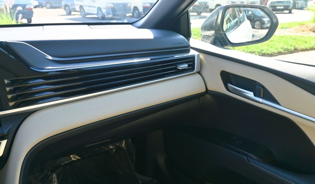 Toyota Camry Toyota Camry 2.5L 4-Cylinder Hybrid 2025