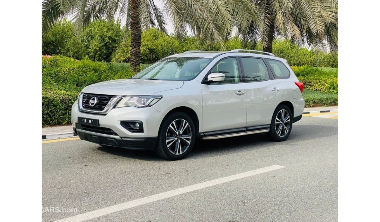 Nissan Pathfinder SL SL Nissan pathfinder 2018 GCC full option perfect condition no accident