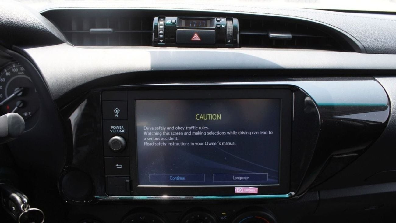 Toyota Hilux GL TOYOTA  HILUX 2.7L MT BASIC GCC