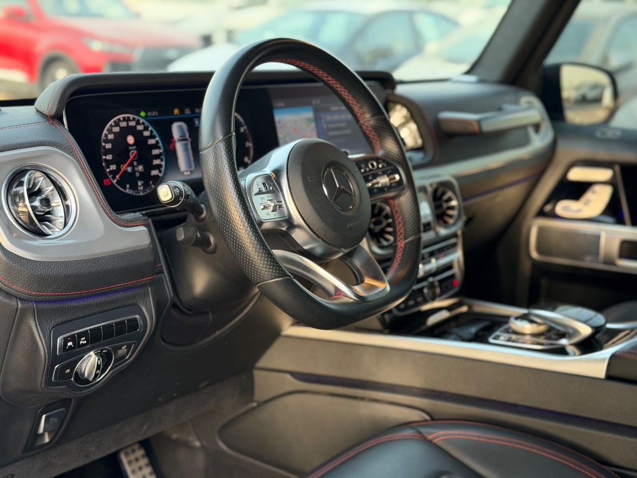 Mercedes Benz G550