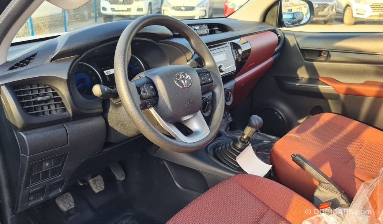 Toyota Hilux 2.7L - 4X4 - PTR - 2019 - 0KM NEW CAR - GCC - M/T