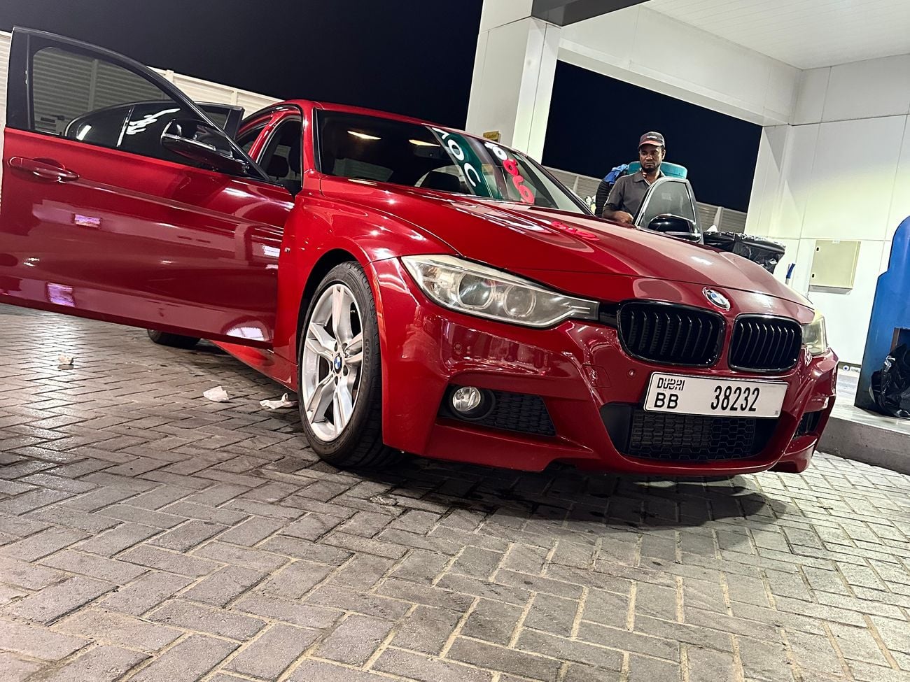 بي أم دبليو 320