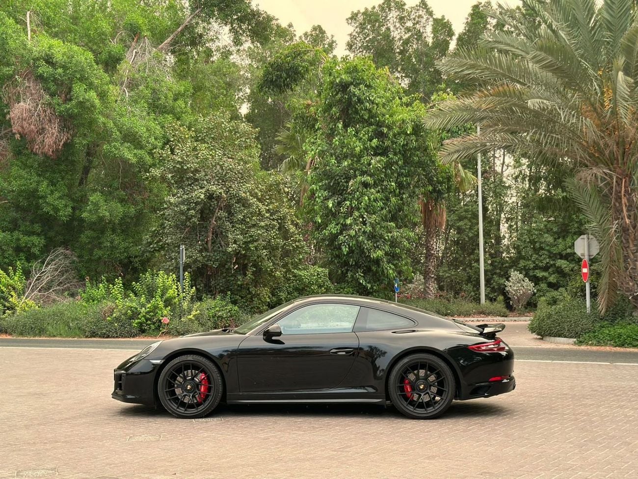 بورش 911 CARRERA 4GTS
