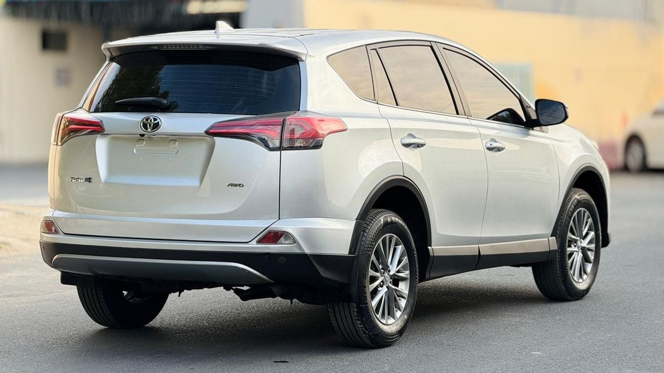 Toyota RAV4 AWD | BACK CAMERA | 2.5L PETROL ENGINE | AUTOMATIC TRANSMISSION | 2018 | RHD