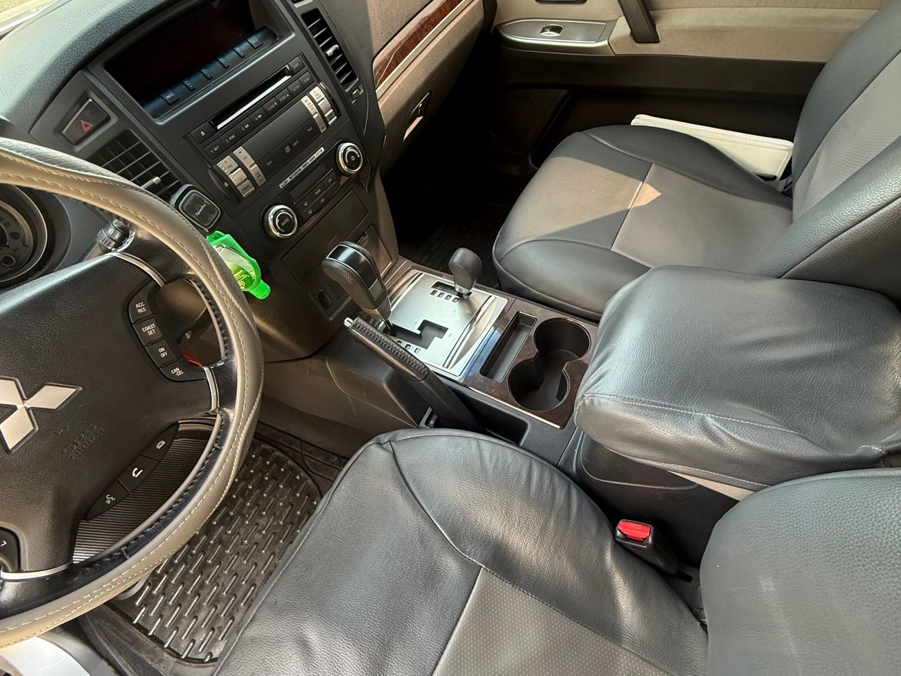 ميتسوبيشي باجيرو GLS Mid 3.0 (3 doors)