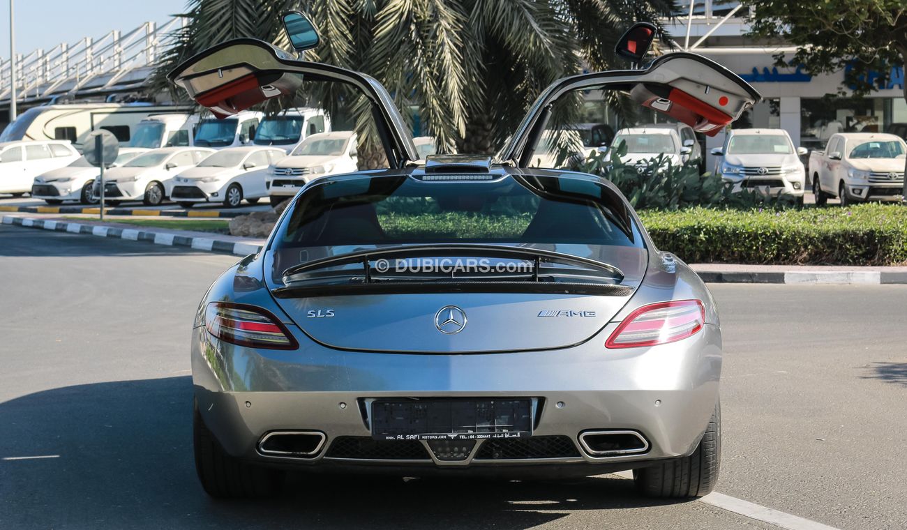 Mercedes-Benz SLS AMG