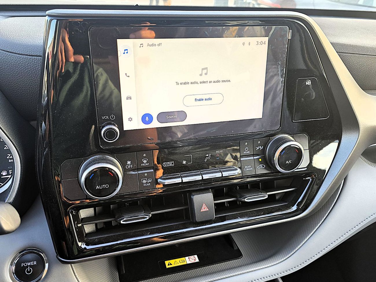 تويوتا هايلاندر NEW Highlander GLE 2.5L Hybrid 2023, 4WD, SUV, grey color