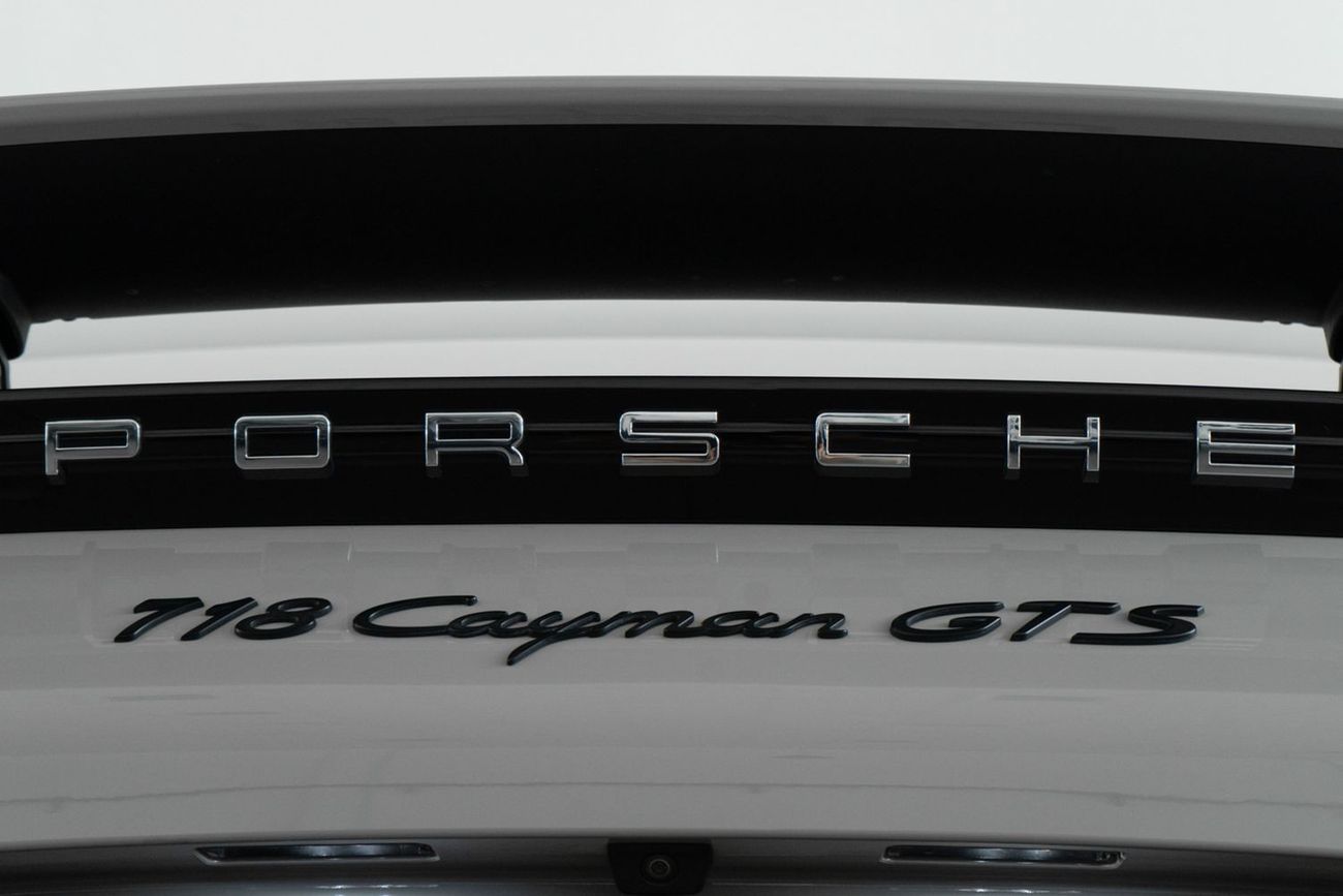 بورش كايمان 718 2021 Porsche Cayman 718 GTS / Full Porsche History / Porsche Warranty
