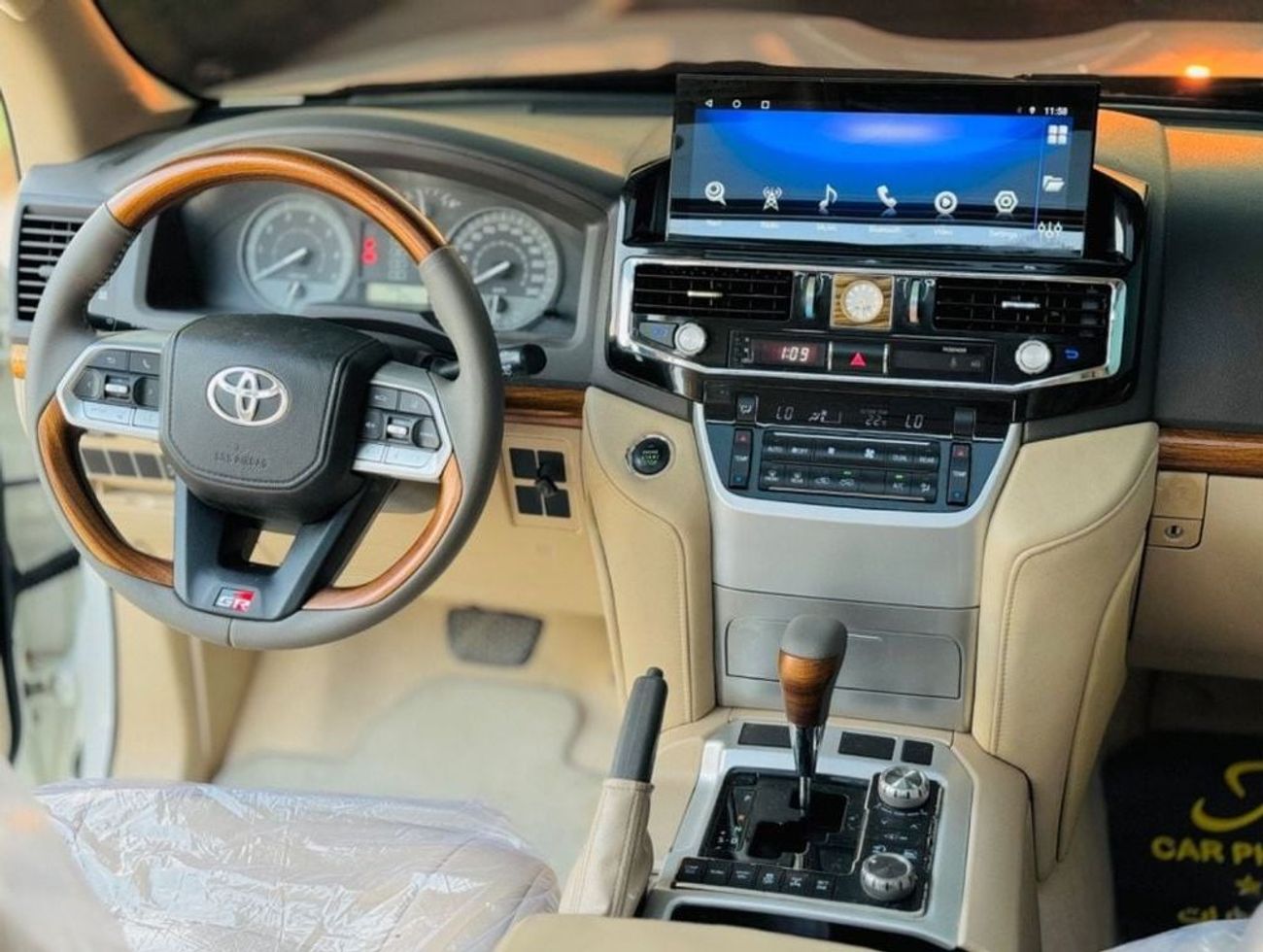 Toyota Land Cruiser Land Cruiser GXR for export left hand drive