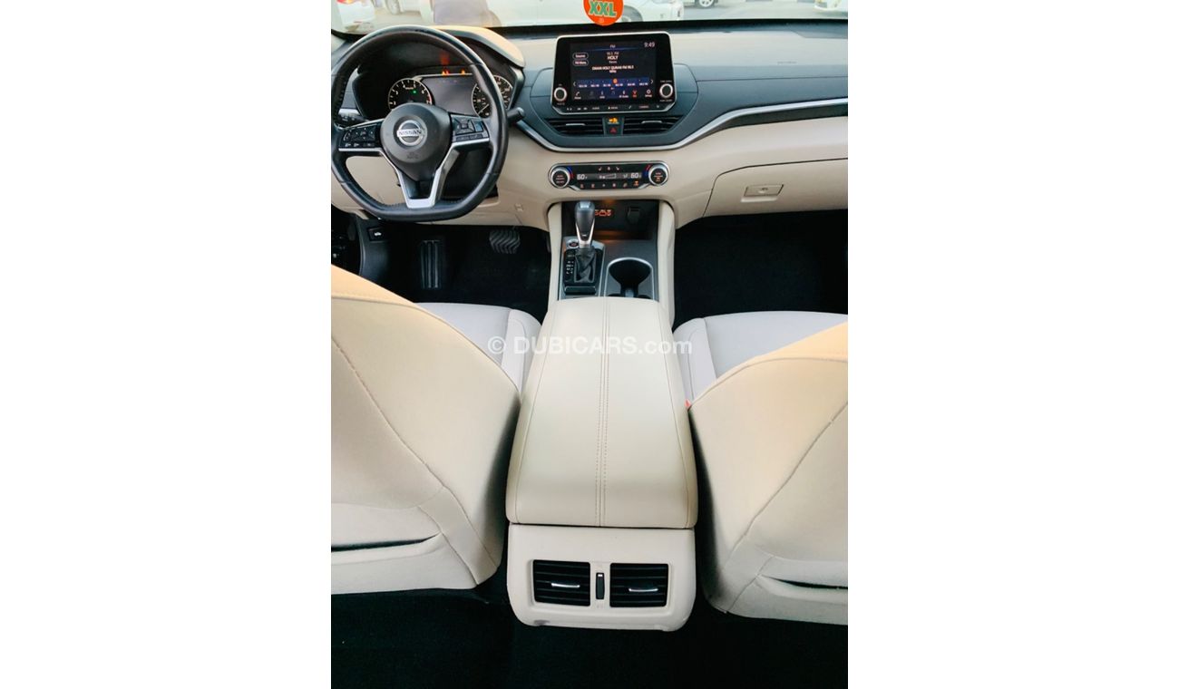 نيسان ألتيما SV