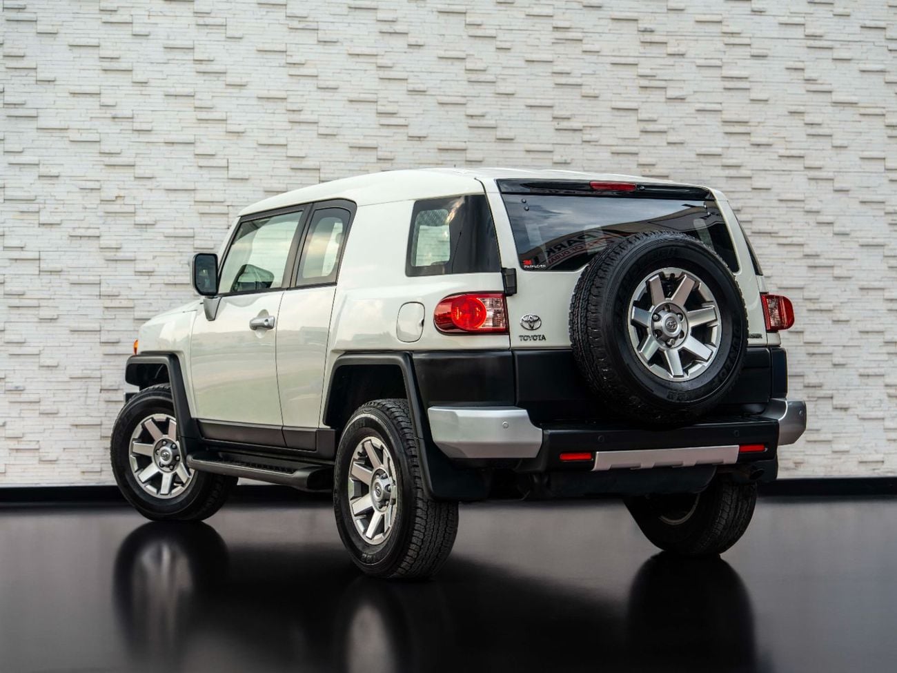 تويوتا إف جي كروزر GXR 4.0L A/T