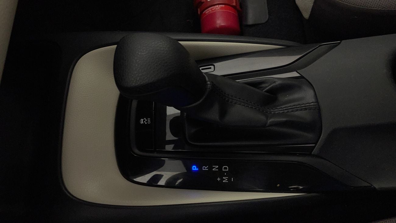 تويوتا كورولا XLI 1.6 | بدون دفعة مقدمة | اختبار القيادة في المنزل