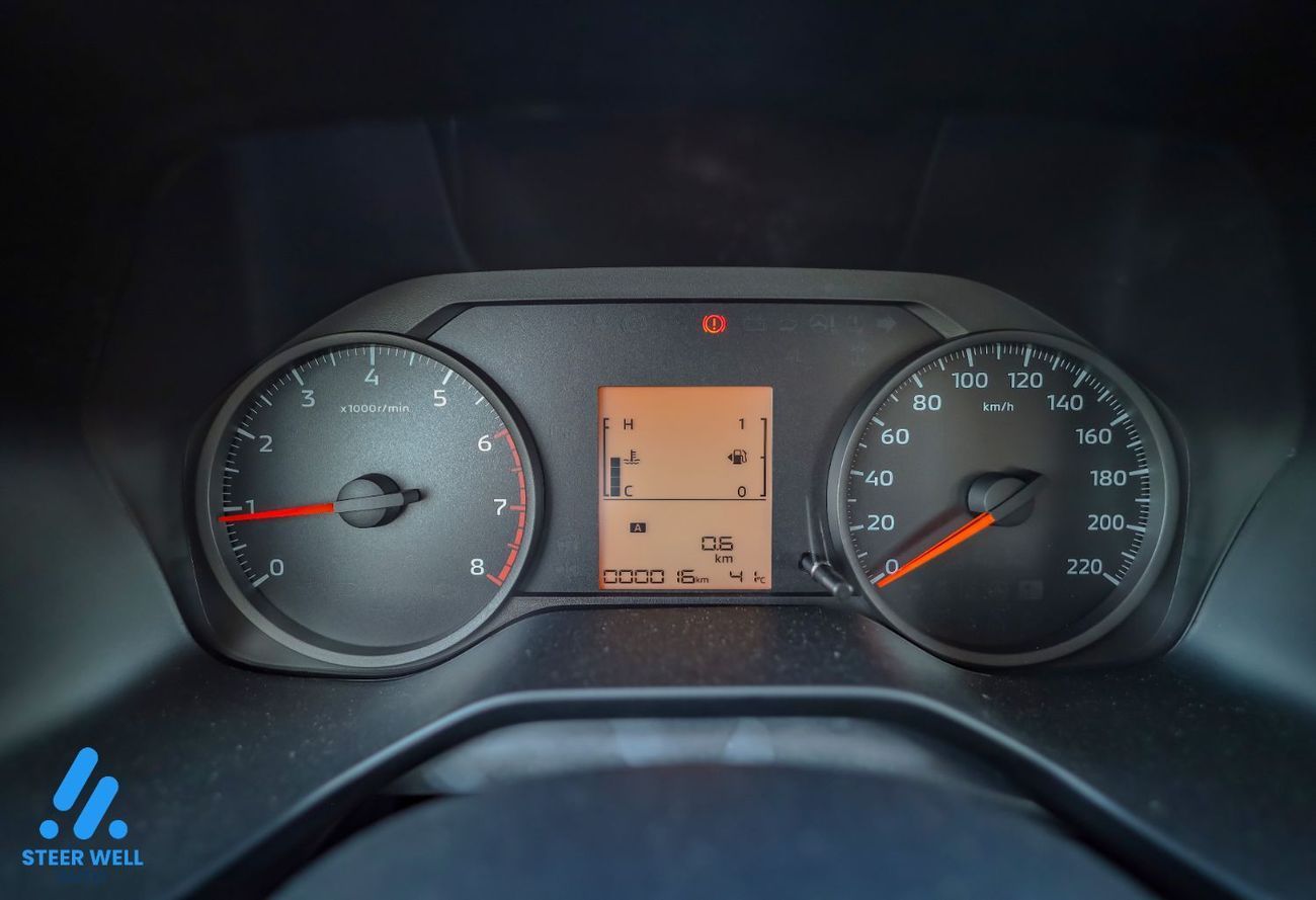 Mitsubishi L200 GLX 2.4L Manual Transmission Double Cabin 4x4  - Export