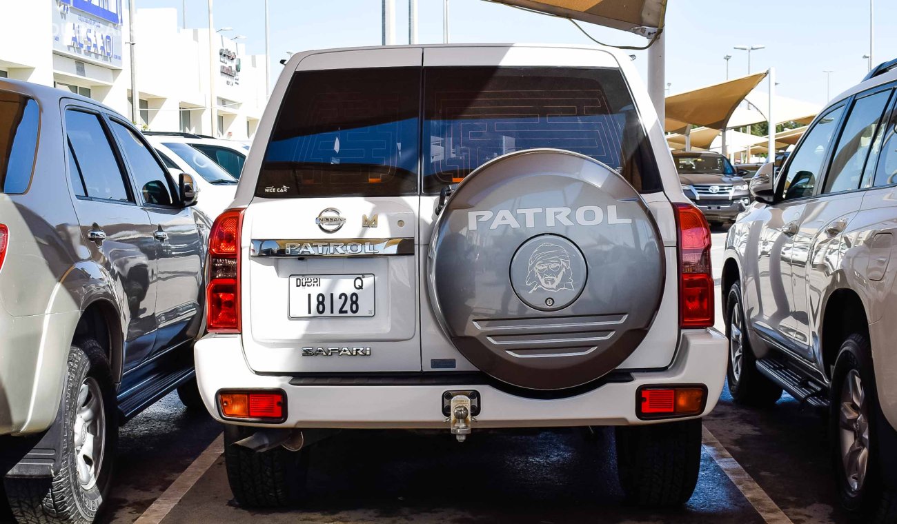 Nissan Patrol Safari