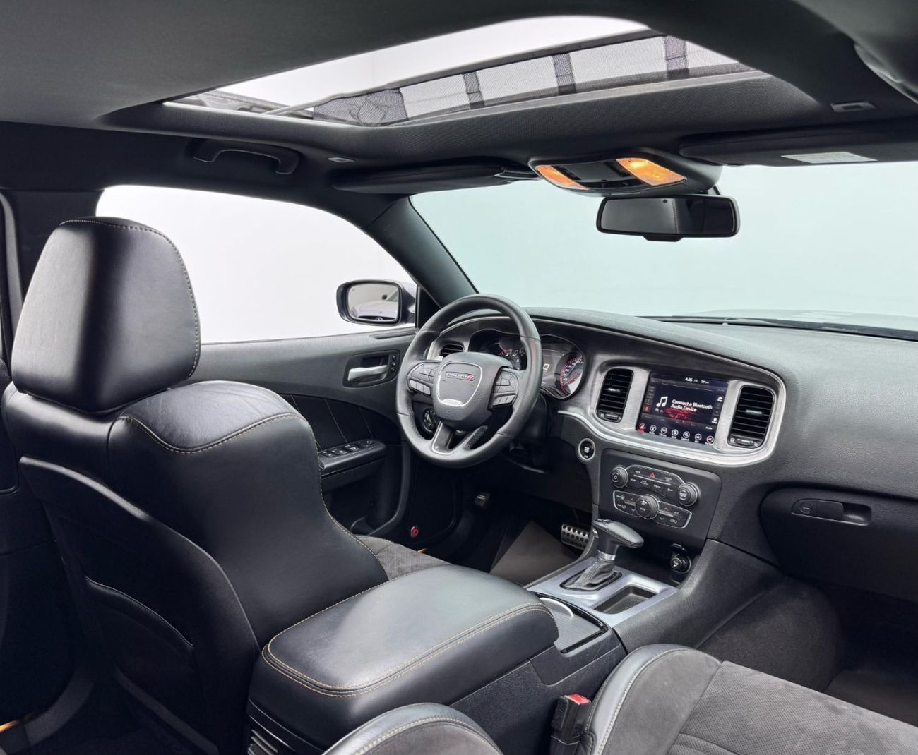 دودج تشارجر Daytona R/T 5.7L 2017 Dodge Charger R/T Daytona 345 Hemi, Full Dodge Service History, GCC