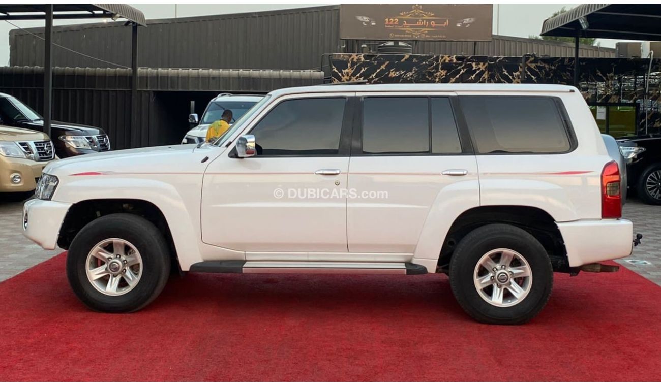 نيسان باترول سفاري