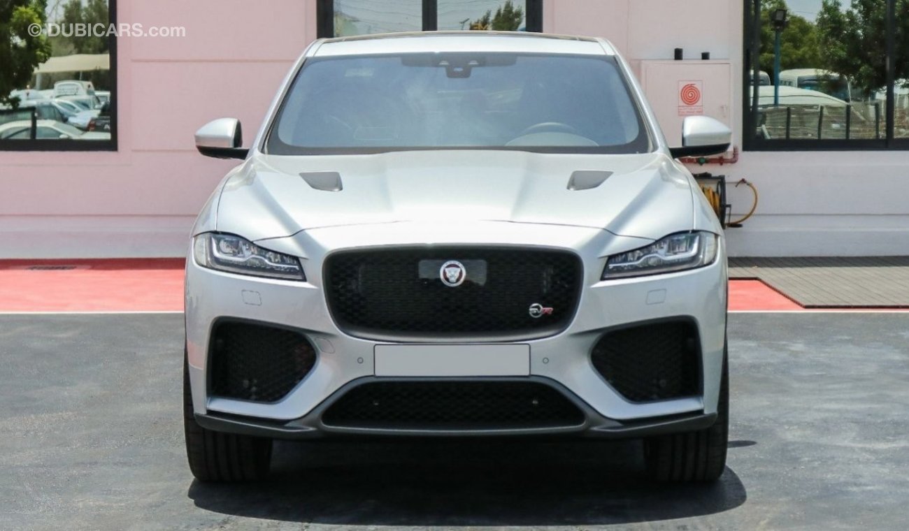 جاغوار F-Pace SVR*Carbon*22´Rims*Panorama