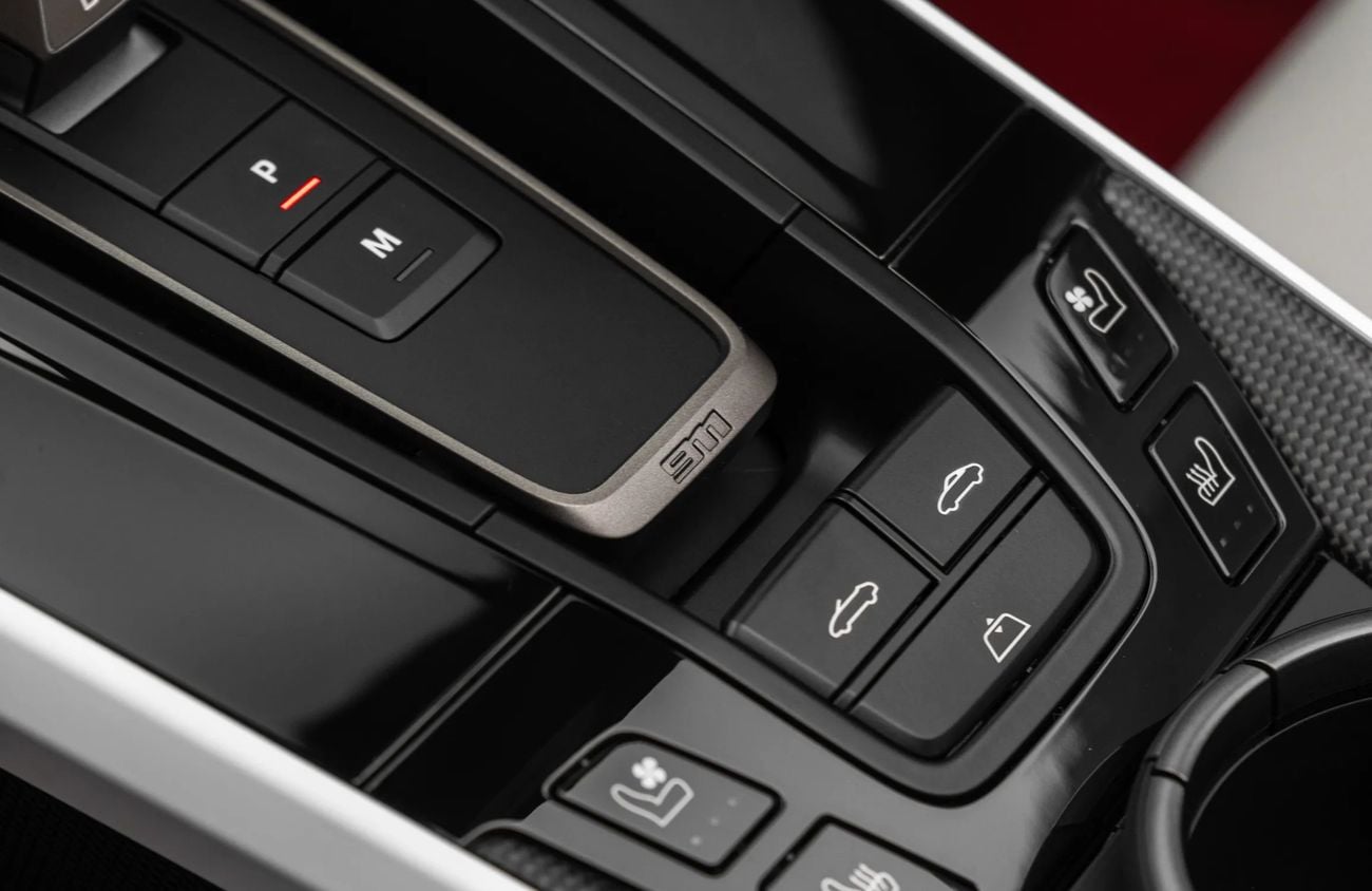 Porsche 911 3.7L F6 Turbocharged Engine + T-Hybrid