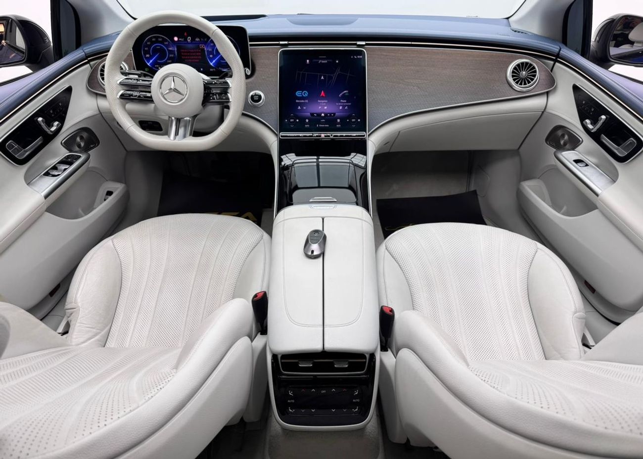 مرسيدس بنز EQE 350+ SUV 2023 Mercedes-Benz EQE 350+ Edition One, 2027 Mercedes Warranty and Service Pack, GCC