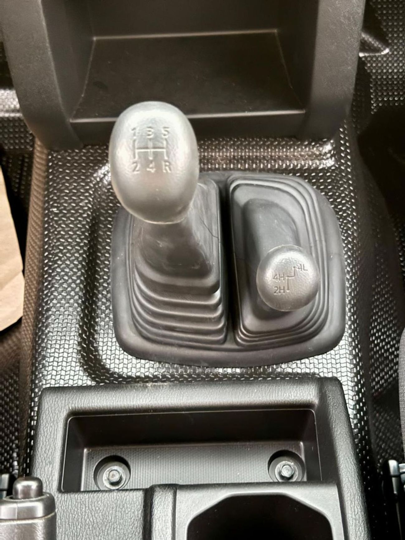 Mitsubishi L200 L200 PETROL 2.4L  4×4   2026 available all colour