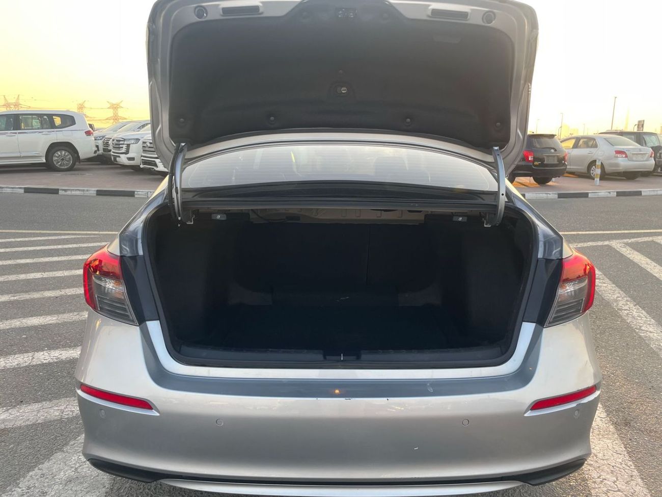 هوندا سيفيك 2023 Honda Civic Touring 1.5 V4 - Full Option - Canadian Specs -