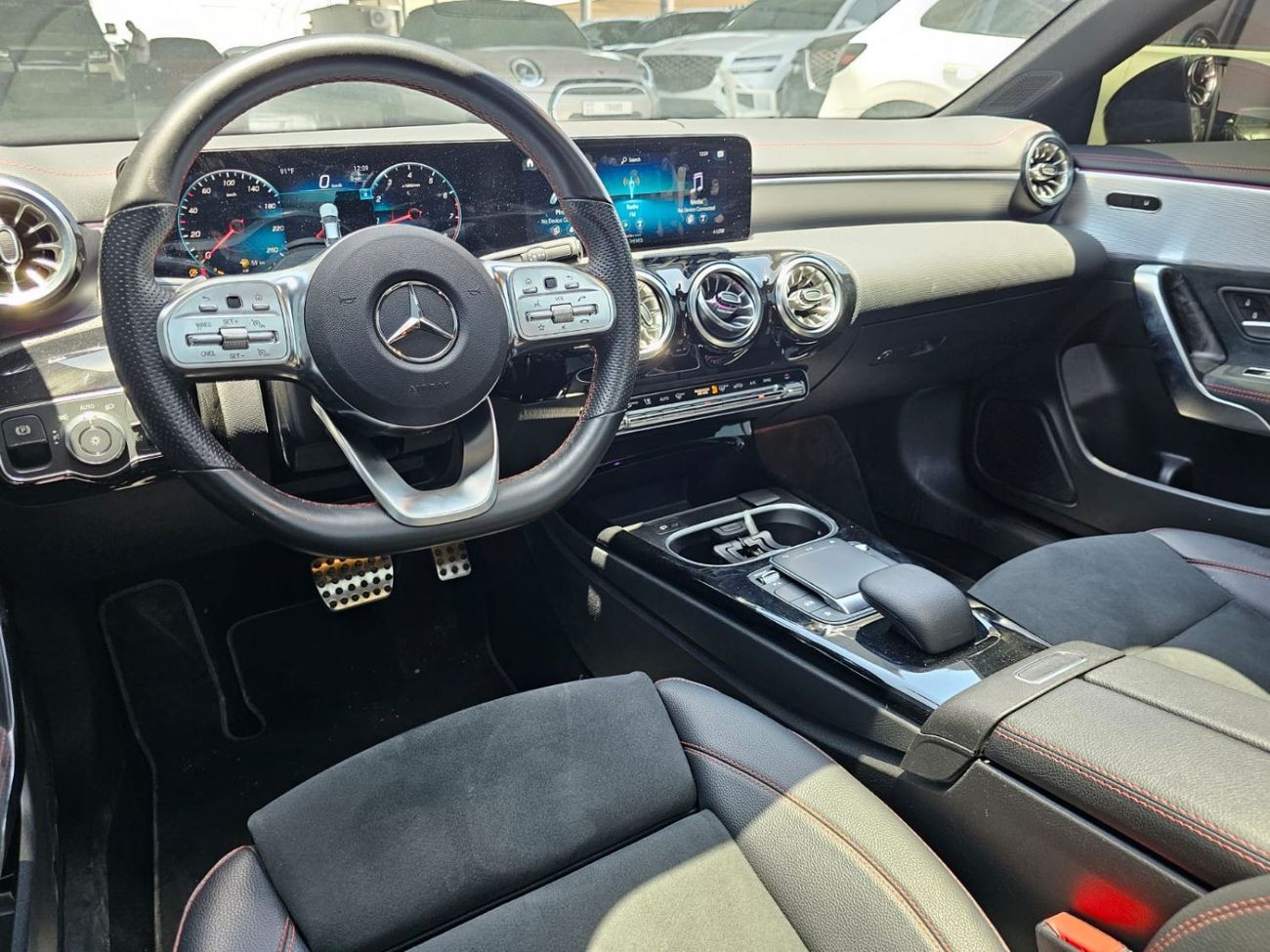 Mercedes-Benz CLA 250 Premium + 2.0L