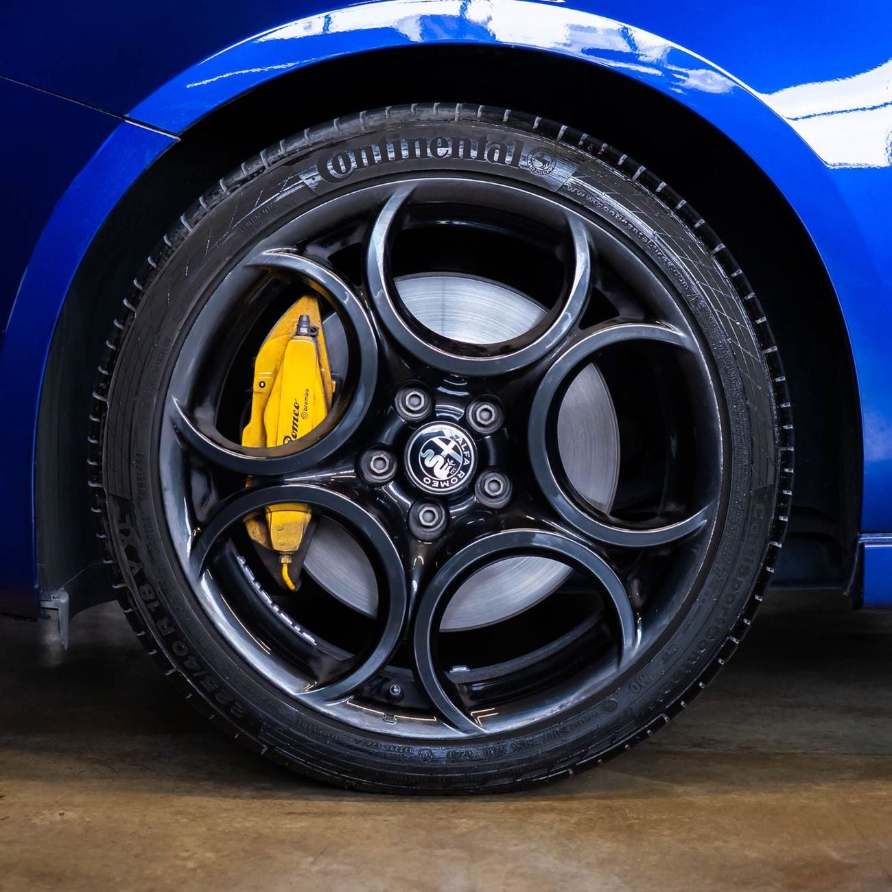 Alfa Romeo Giulietta AED 669 pm • 0% Downpayment • Alfa Romeo Giulietta Veloce  • 1 Year Warranty