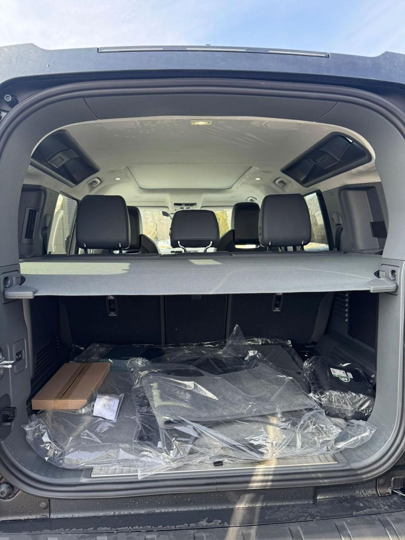 لاند روفر ديفندر LAND ROVER DEFENDER OCTA 2026 7