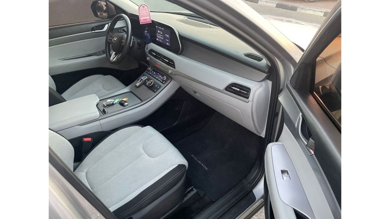 هيونداي باليساد 2022 Hyundai Palisade SEL premium GCC Specs Original Paint 3.5L V6 AWD 4x4 - Multi Drive Mode - 7 Se