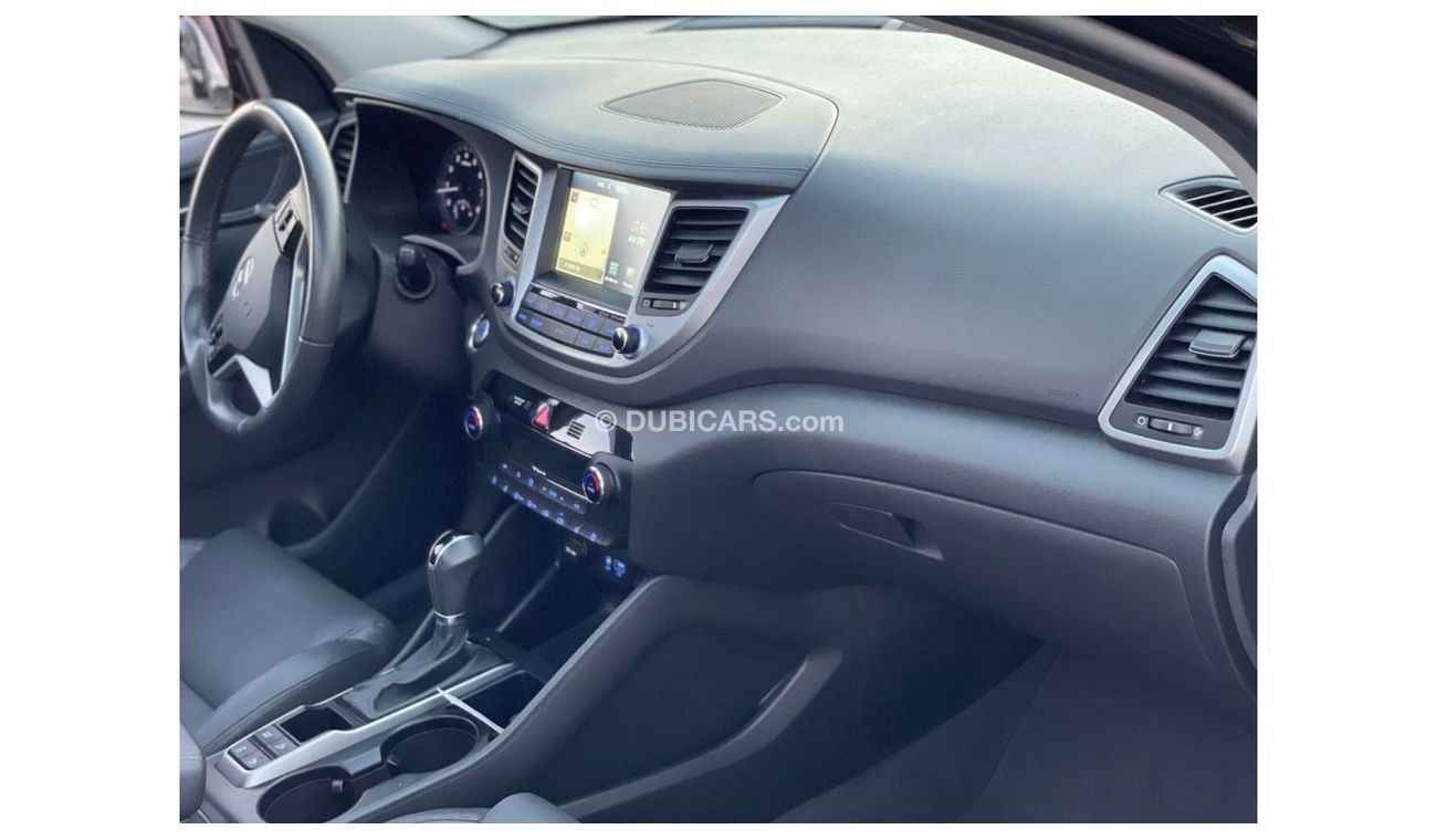 Hyundai Tucson 2016 HYUNDAI TUCSON LIMITED 1.6T / AWD / PANORAMIC / FULL OPTION