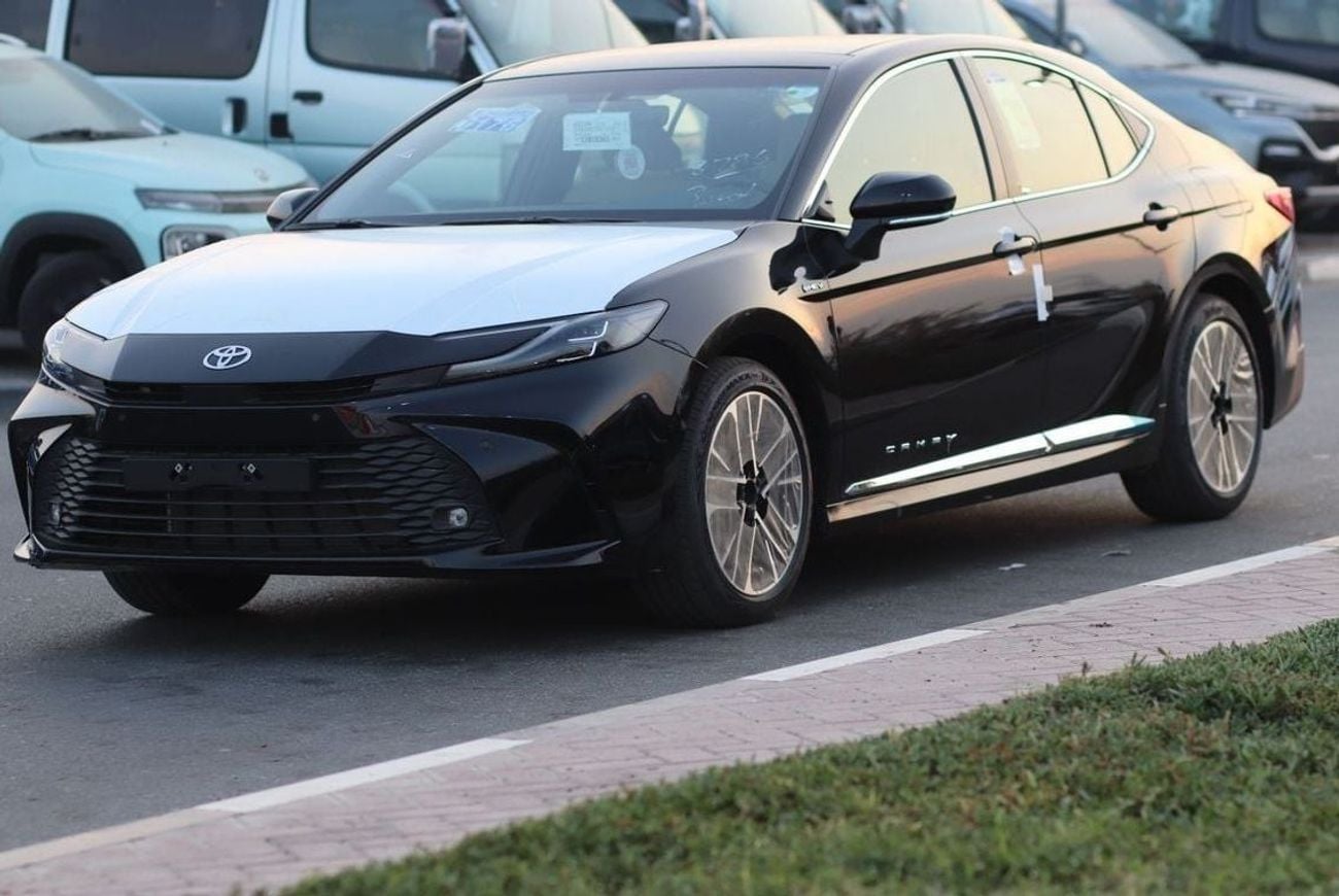 تويوتا كامري 2.5LE, KEYLESS ENTRY,PUSH START, PANORAMIC ROOF, ALLOY WHEELS, MODEL 2026
