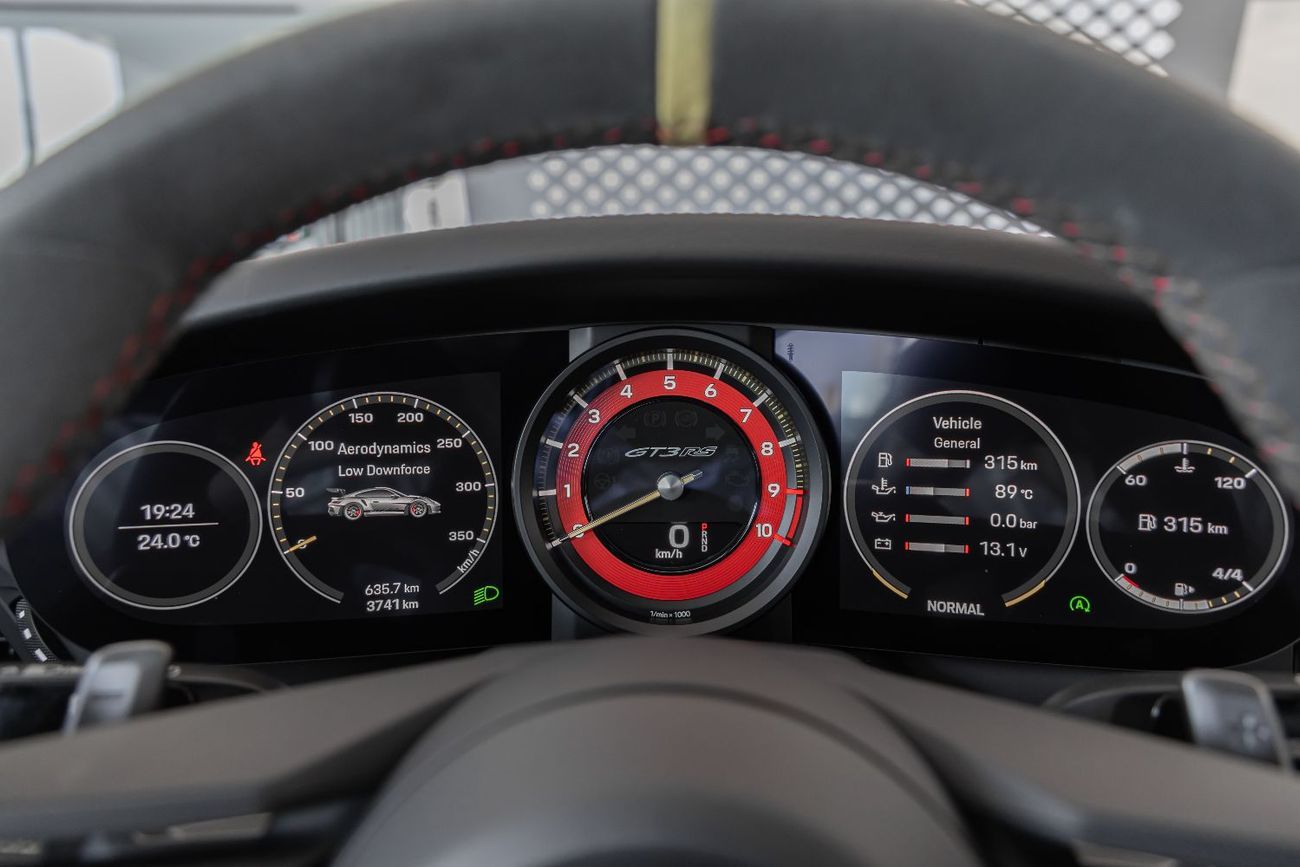 Porsche 911 GT3 RS 4.0L (520 HP) Coupe Porsche 911 GT3 RS | High Performance | Japanese Specs | 2023